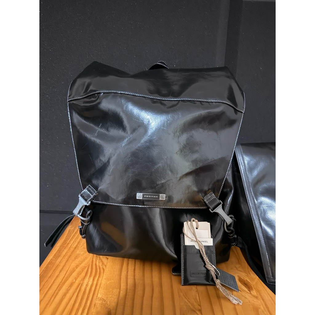 พร้อมส่ง - FREITAG Reference R522 TSCHINGEL สีดำล้วน รุ่นเลิกผลิต / Tag ...