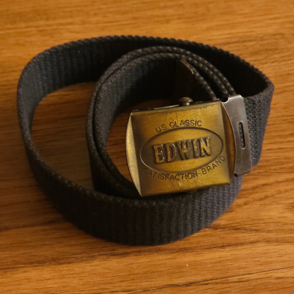 Edwin Belt หัวทองเหลืองสายดำ | Shopee Thailand