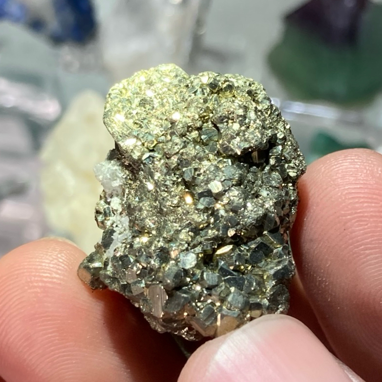 PY29 แร่ไพไรต์ ( Pyrite ) ตรงปก ของแท้ หินแร่ หินธรรมชาติ แร่ ของสะสม ...