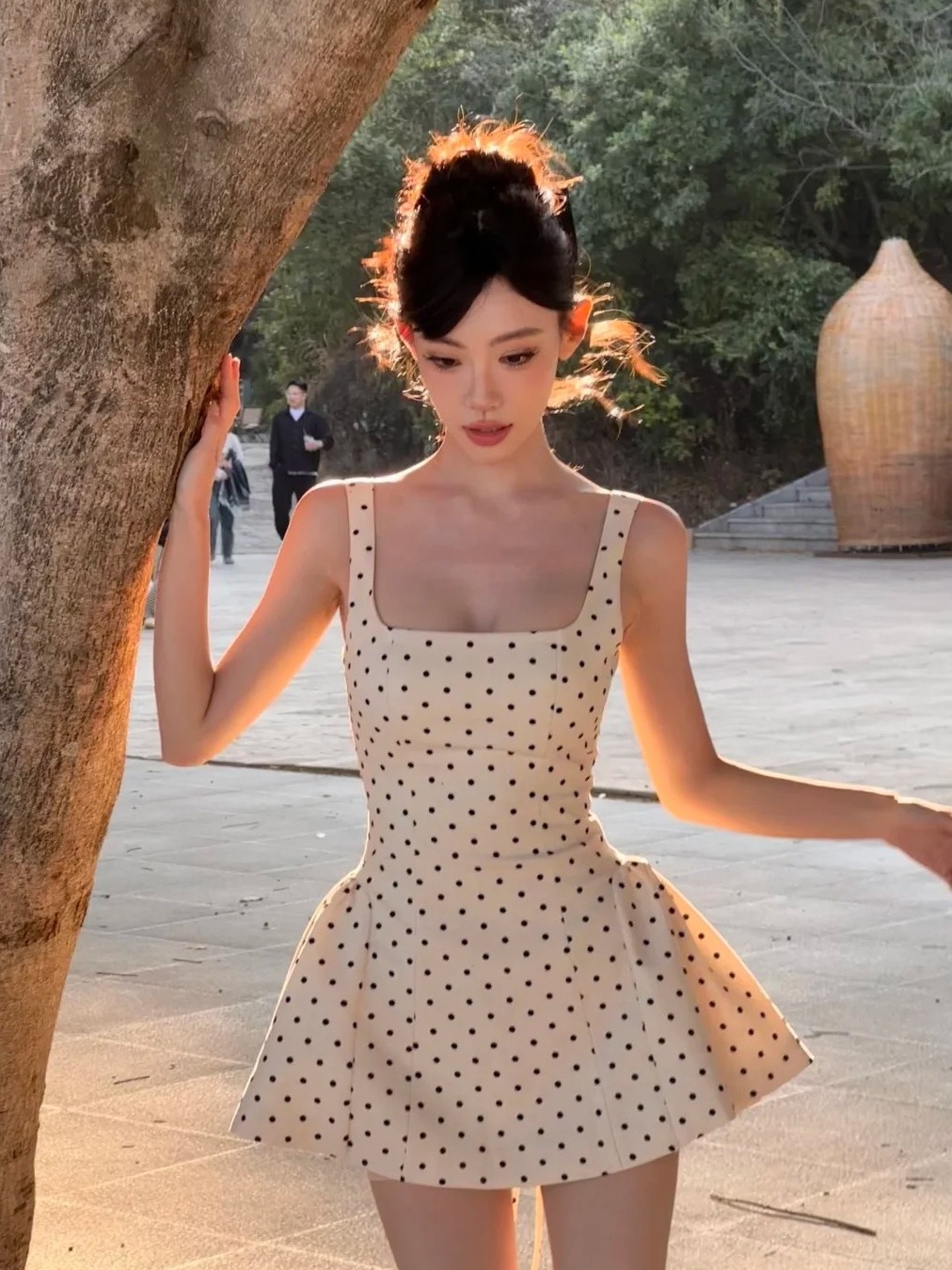 LSOUL Zoey Dress ชุดเดรสสายเดี่ยวลายจุดหรูหรา | Shopee Thailand