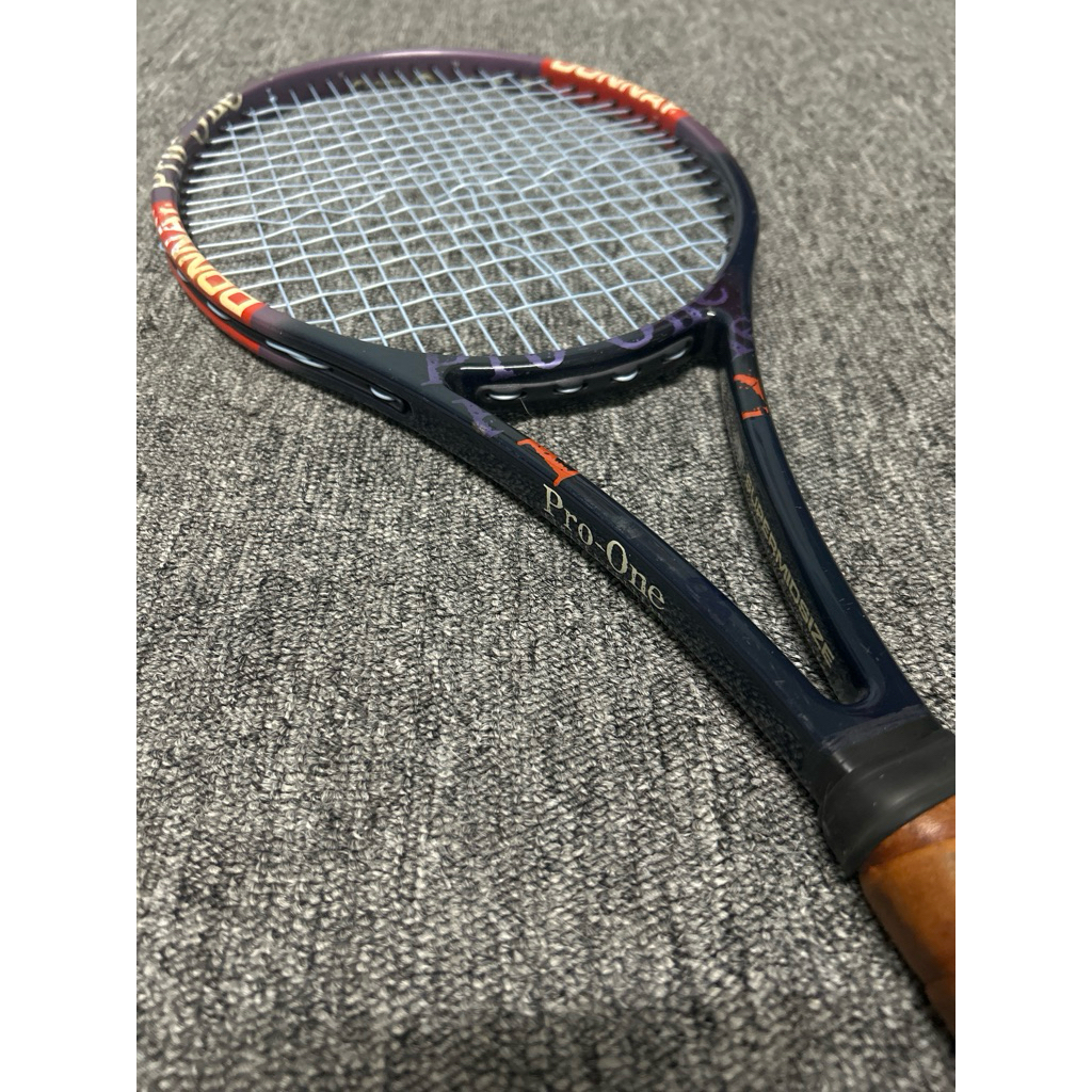 DONNAY PRO-ONE INTERNATIONAL Sl3 Supermidsize Strung Tennis Racket 4-3/8 Rare EUR 80,40 - FR