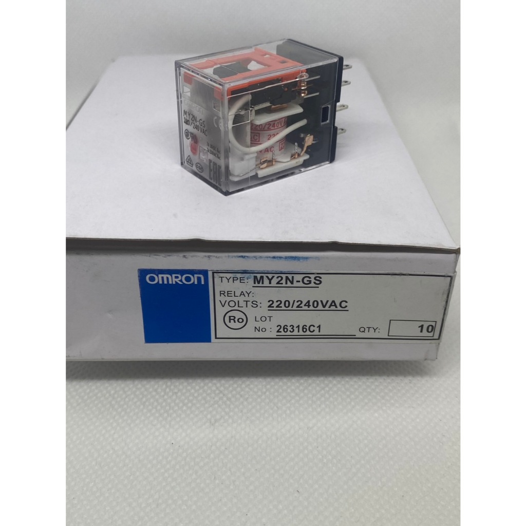 Omron MY4N-D2 Relais Spulenspannung 24V mit Sockel 2632W1 inkl. MwSt