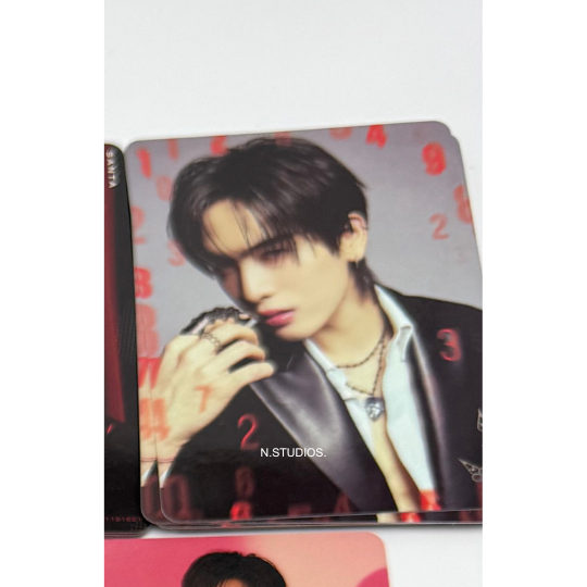 🩵พร้อมส่ง🩵 COLLECTIBLE RANDOM CARD PERTH SANTA TIME STOPPER
