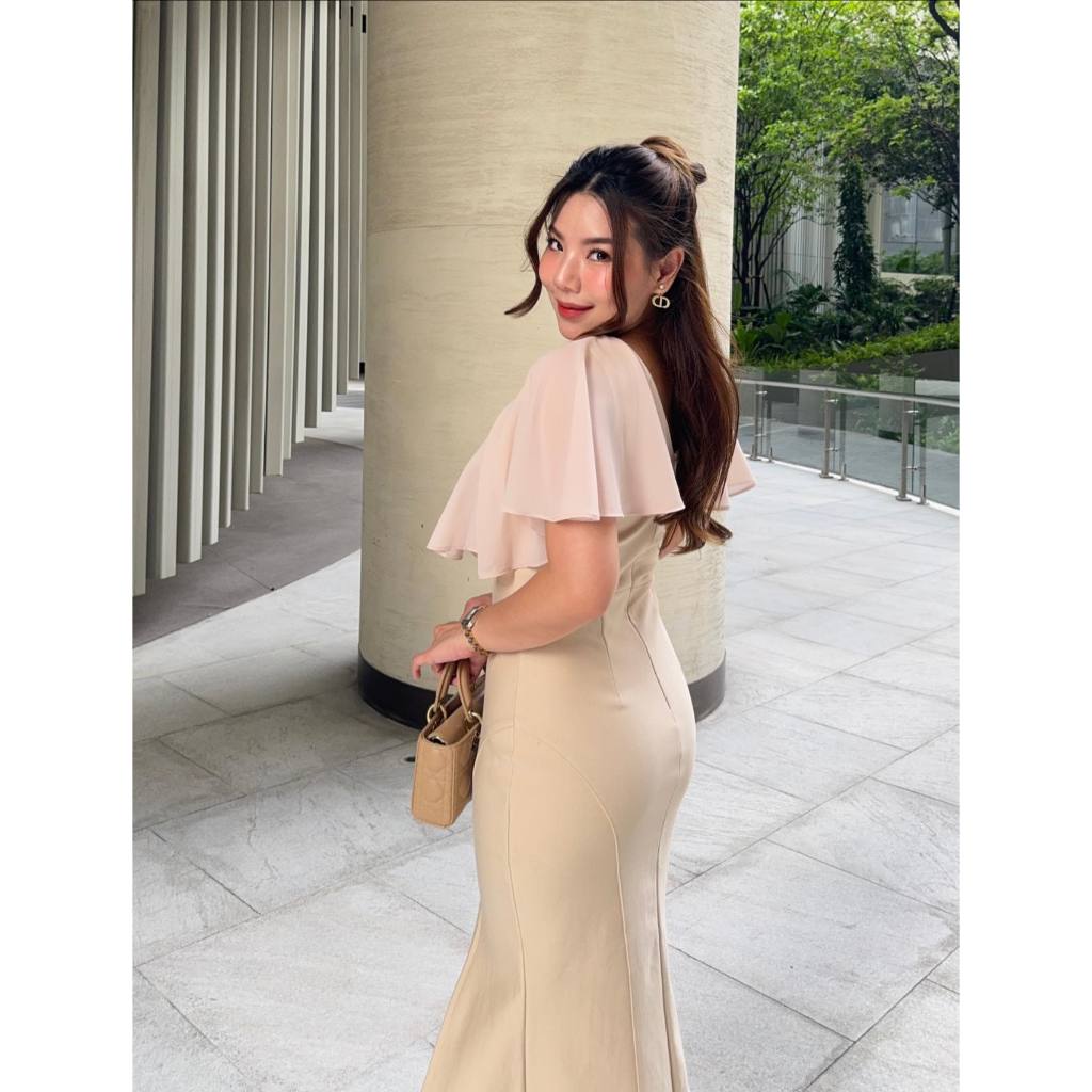 Patra Dress เดรสยาวระบายชีฟอง Issaya Brand ไซส์ S-3XL พรางหุ่น เรียบหรู ใส่ไปงานแต่ง มุมมองที่ 5