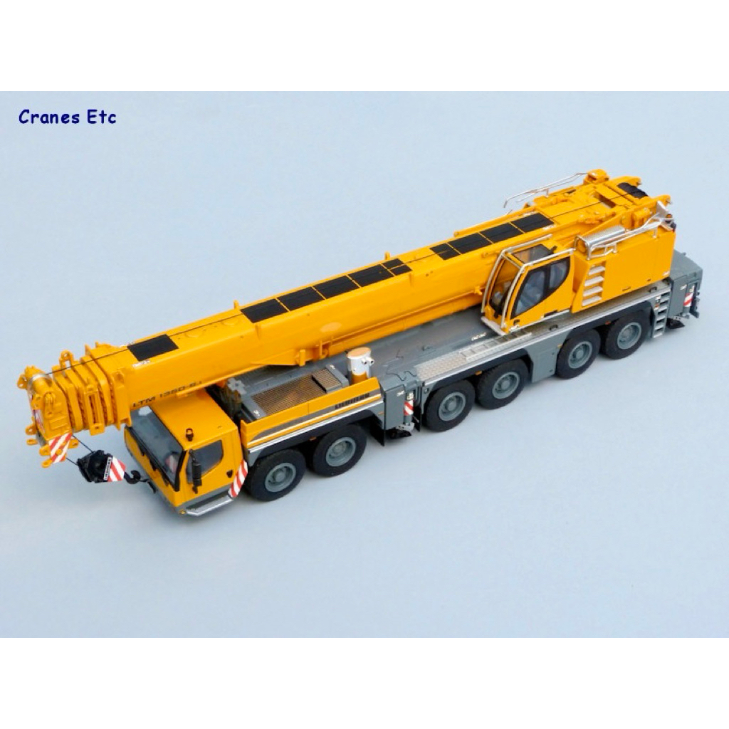 โมเดลงานเหล็กขยับได้*** Liebherr LTM 1350-6.1 + Jib set (1/50
