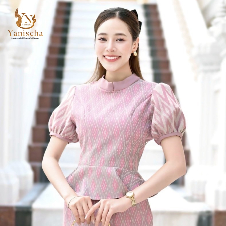 ชุดผ้าไทยเซ็ตผ้าฝ้ายทอลายอัดกาว กระโปรงสั้นคลุมเข่า ออกงาน ไปวัด ทรงสวย ไซส์ XS-5XL มุมมองที่ 4