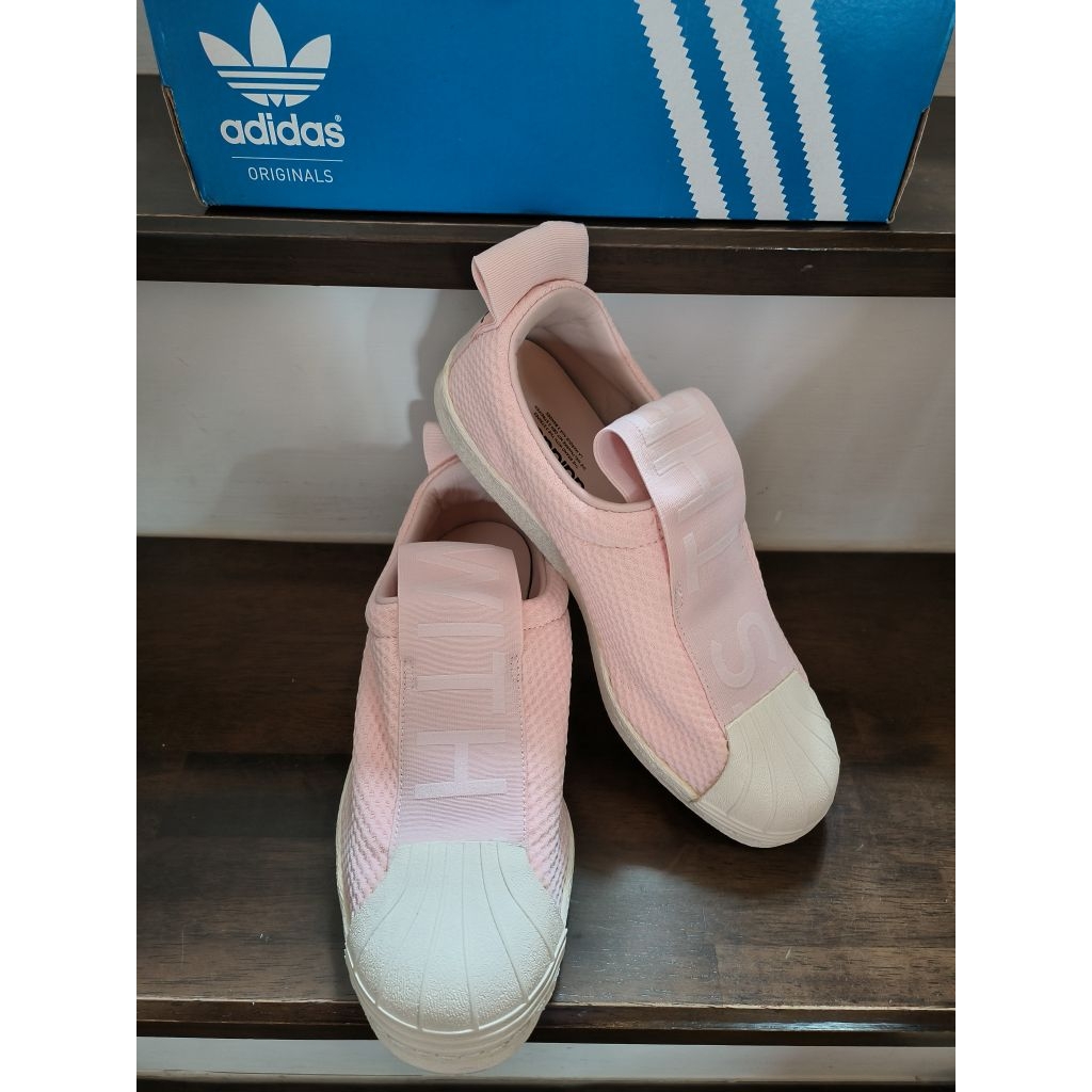 adidas slip on  |  Shopee *!