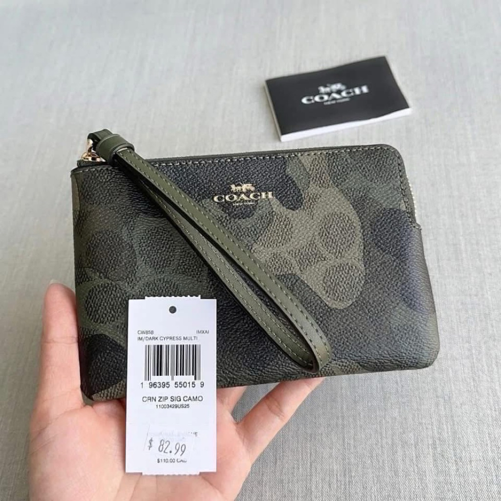 ทักเช็คสต้อคก่อนนะคะ* คล้องมือ ซิป S Coach Corner Zip Wristlet