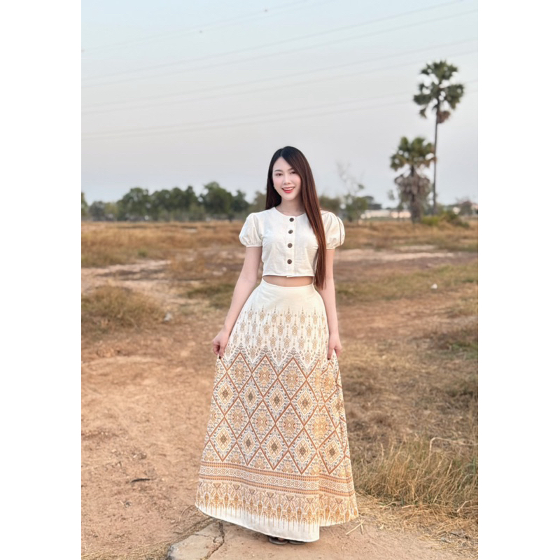 ชุดเซต เสื้อแขนตุ๊กตากระดุมกะลา กระโปรงยาวทรงบาน(ผ้าฝ้ายพิมพ์ลาย) รุ่นNapha