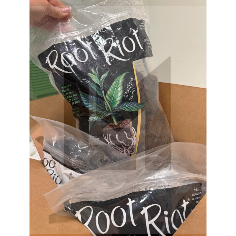 Root Riot lot original package ขนาด 100 cubes ปักชำ เพาะ เมล็ด ของแท้ ...