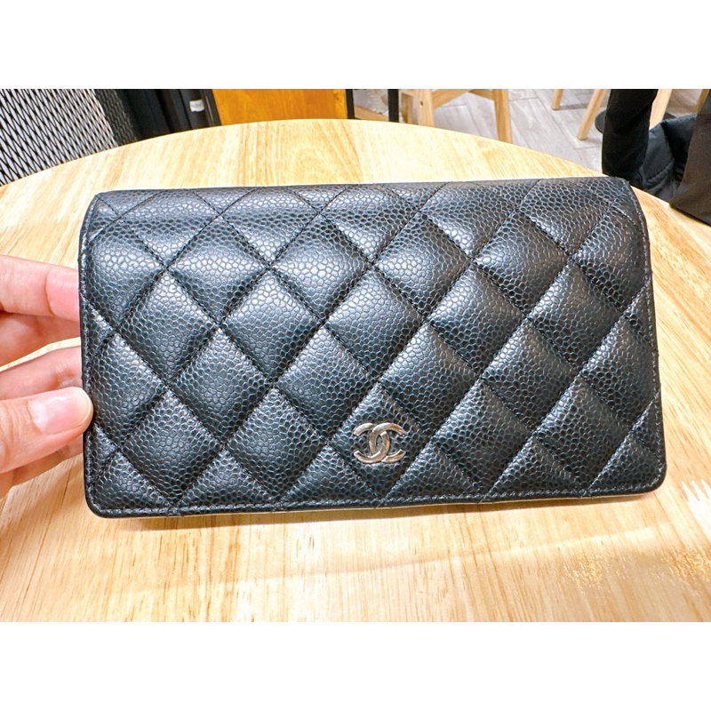 CHANEL W-Hook Bi-fold Wallet