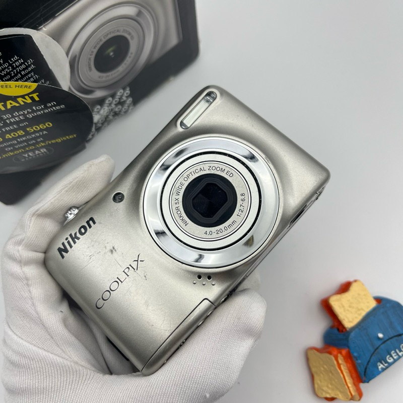 Nikon Coolpix L25 Appareil Photo Numérique Compact 10 MP - Vintage 2000s - Révisé, Garantie 3 Mois