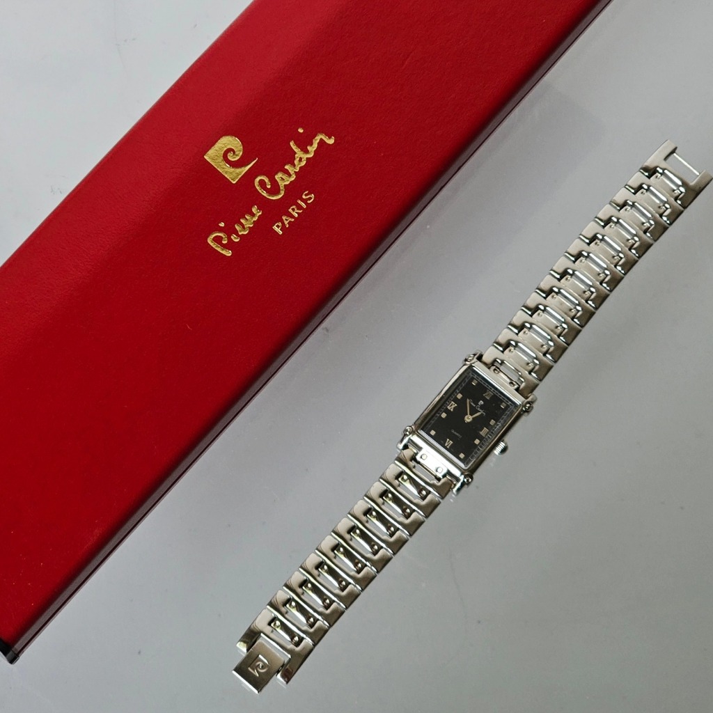 Vintage Pierre Cardin Tank Watch มาพร้อมกล่อง สายเดิม มือสอง สภาพใหม่ ...