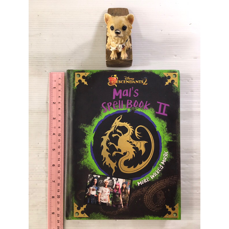 Disney Descendants 2 Mal's Spell Book หนังสือภาษาอังกฤษ (มือสองปกแข็ง ...