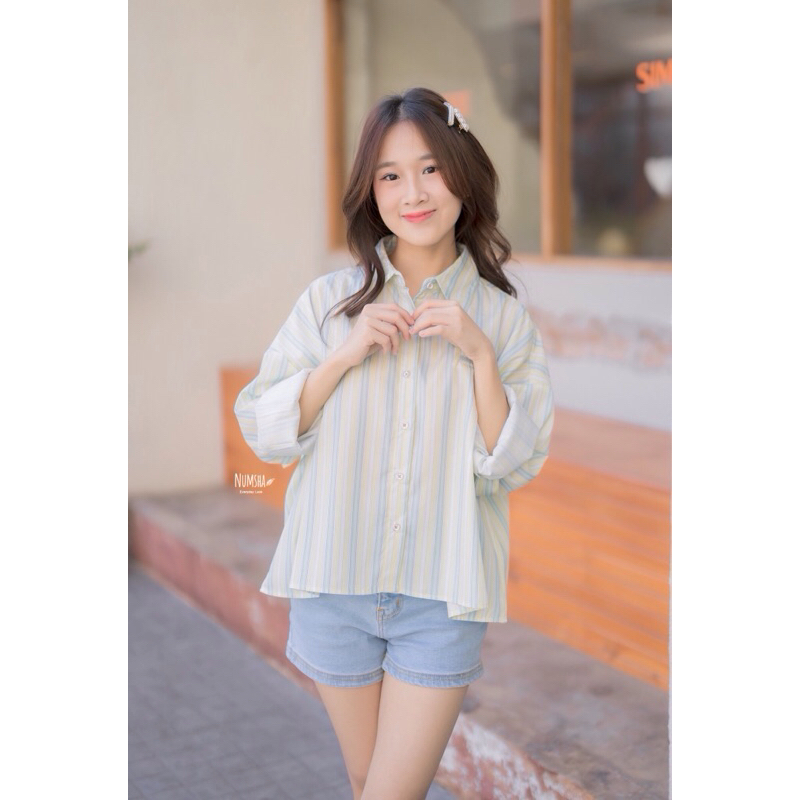 Numsha Brand เสื้อเชิ้ตแขนยาวกระเป๋าซ่อนลายทาง 2564 / NB24063 | Shopee ...
