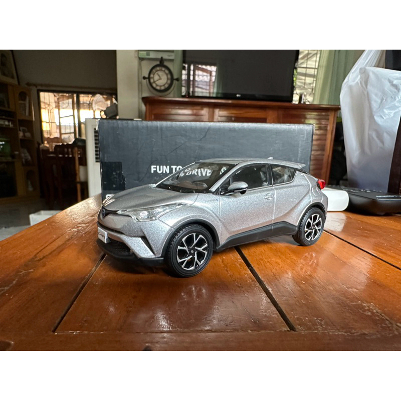 1/30 Toyota New C-HR CHR Mini Car Model โมเดลรถ Toyota | Shopee Thailand
