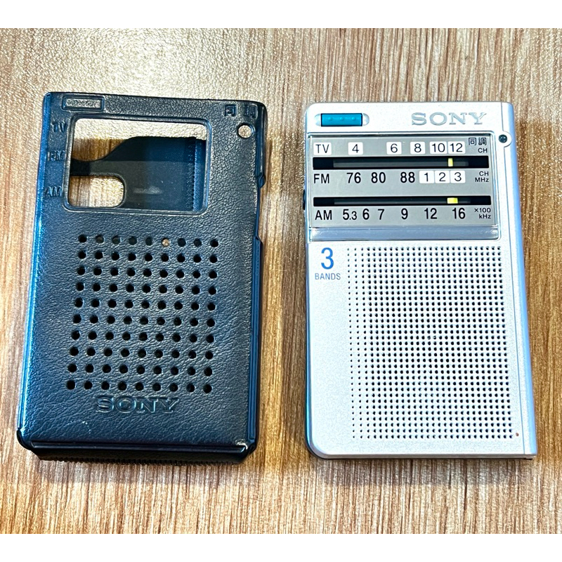 เครื่องรับวิทยุขนาดพกพา Sony ICF-R55V รับวิทยุ AM/FM แบบแมนนวล ใช้งาน ...