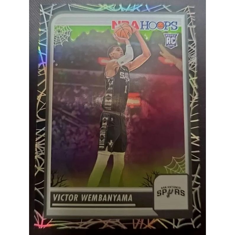 NBA カードKarl-Anthony Towns RC silver #136