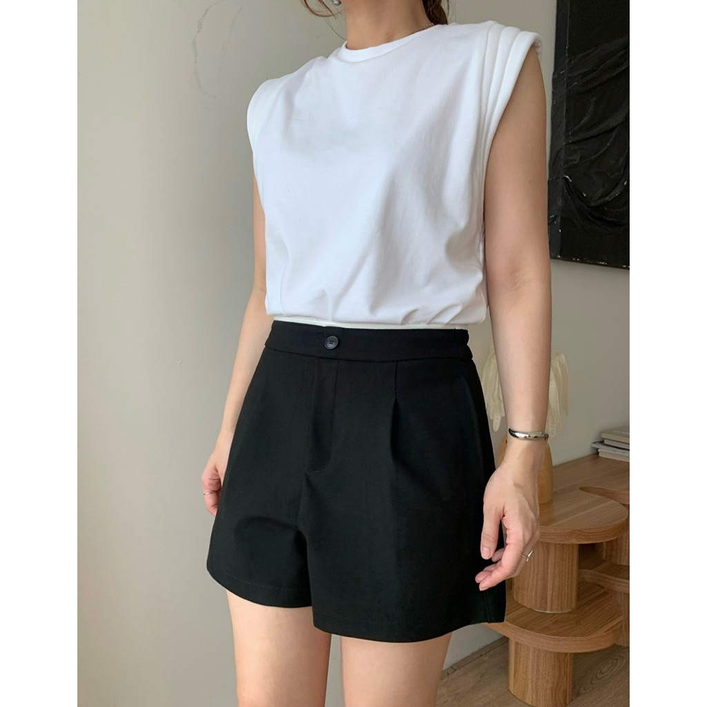 Charlotte irony | Summer Shorts