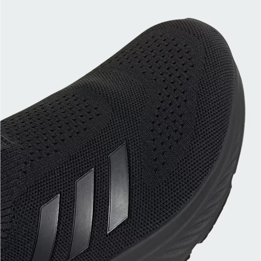 รองเท้าผ้าใบ แบบสวม ผู้ชาย พี่คัลแลนใส่ Adidas Cloudfoam Walk Lounger ...