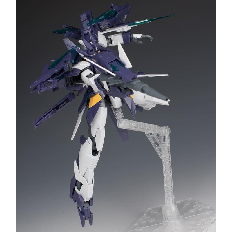 Bandai MG 1/100 Gundam AGE II Magnum – Maquette Master Grade Avec 23 Runners, Présentoir, Pour Collectionneur