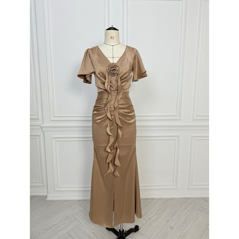 D371 เดรสออกงาน คอวี ผ้าเครบซาติน พรางพุง ขับผิว 6 ไซส์ S-3XL มุมมองที่ 6
