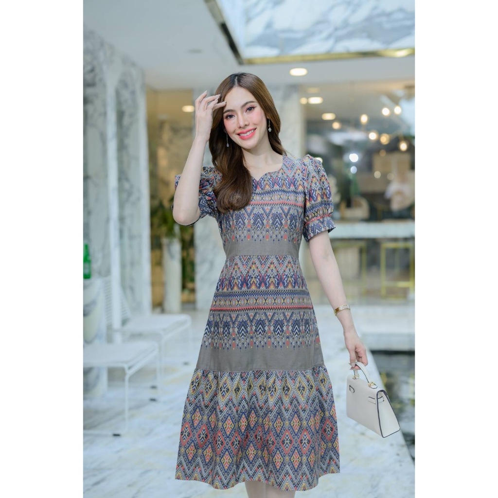 เดรสผ้าไทยยาวใส่ทำงาน ผ้าฝ้ายเชียงใหม่100% ไซส์40-52นิ้ว ทรงสวยไม่กลัวอ้วน มุมมองที่ 3
