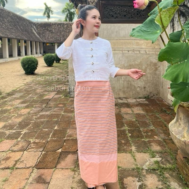 ผ้าถุง ผ้าซิ่น กาสะลอง สีสดใส ใส่สบาย พรางพุง มีเชือกมัดเอว เนื้อผ้าทอ มุมมองที่ 3