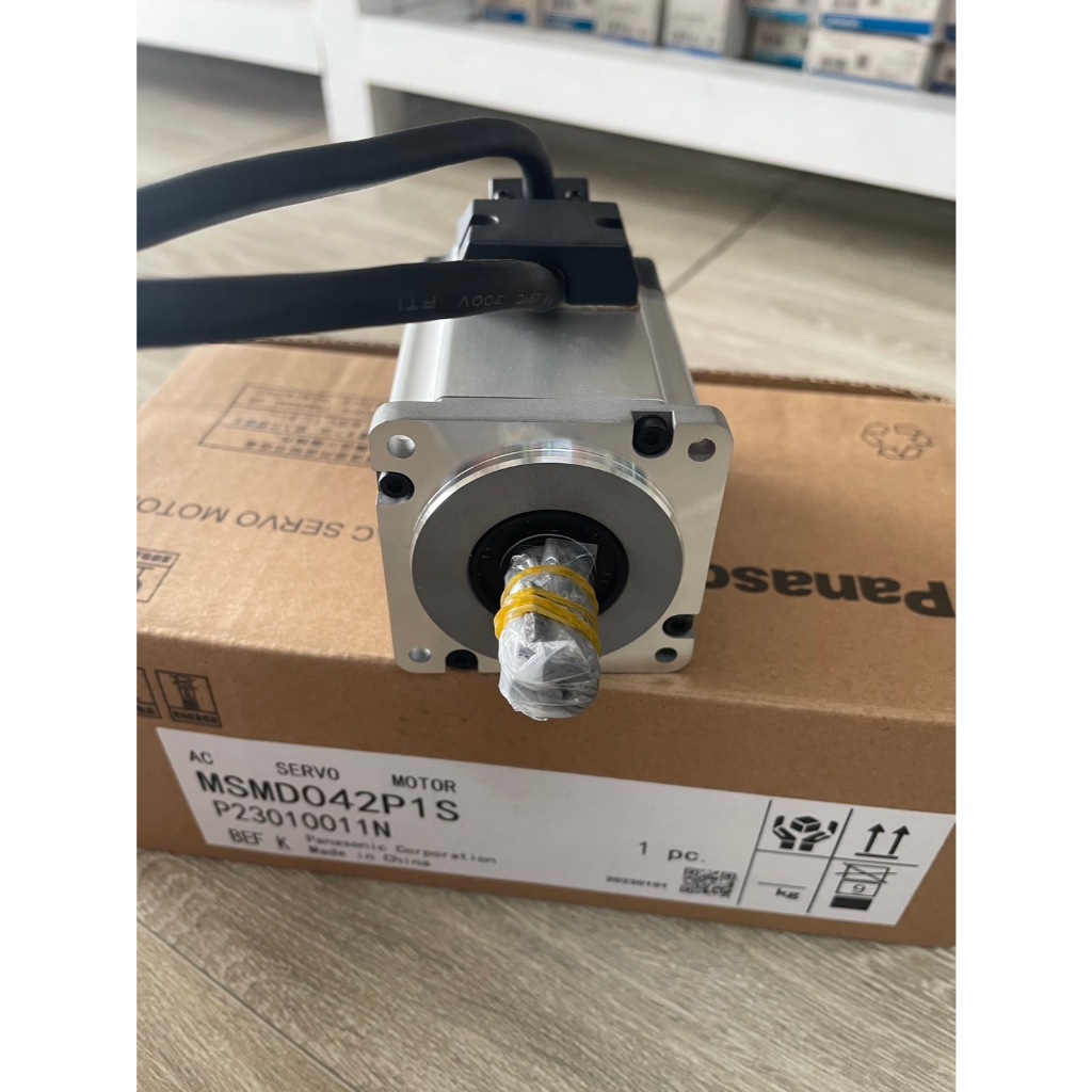 AC SERVO MOTOR PANASONIC : MSMD042P1S ราคารวมVat มีสต๊อกในไทย