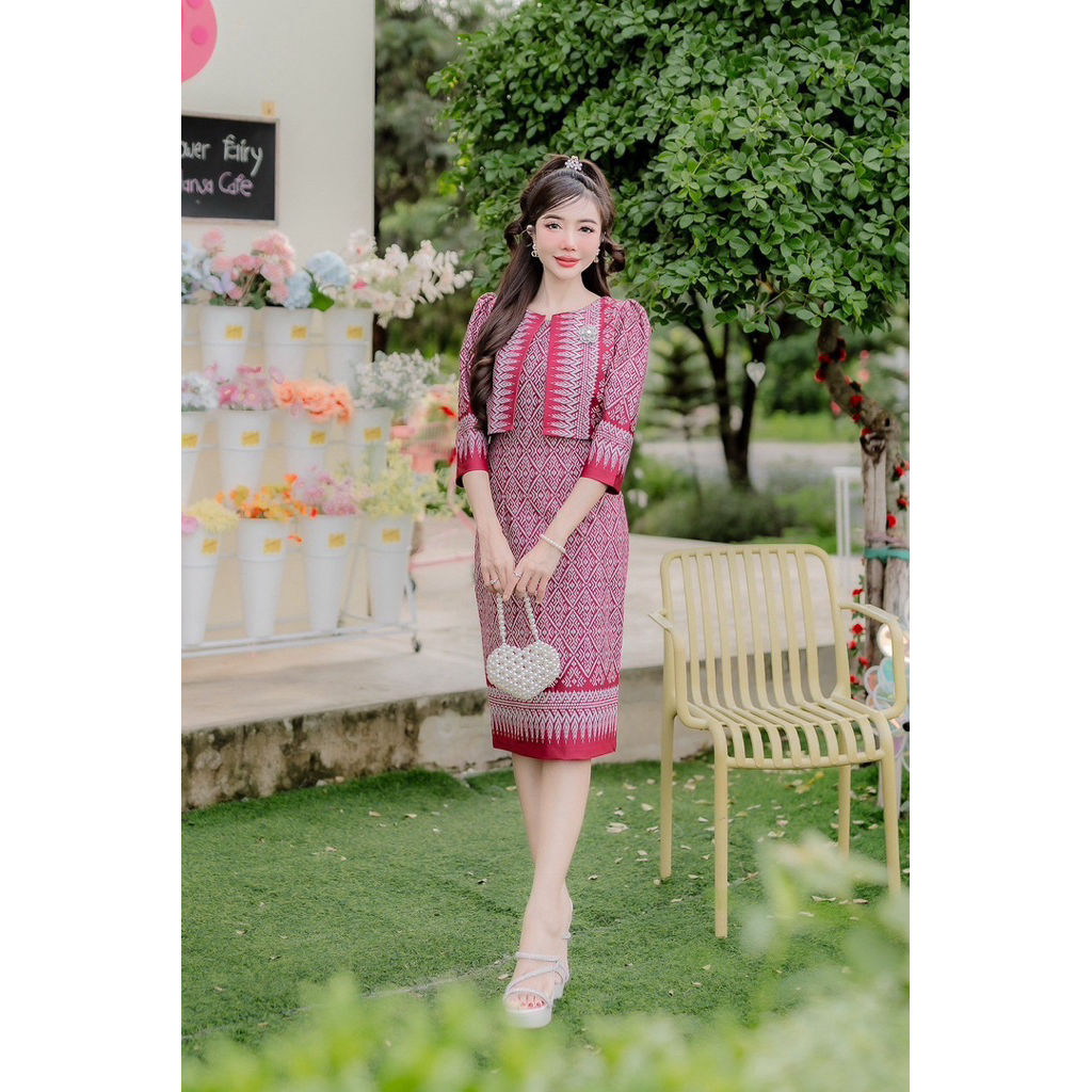 เดรสลายไทยผ้าไหมญี่ปุ่น กระชับทรง สวยทุกรูป ใส่สบายไม่ต้องรีด มุมมองที่ 3