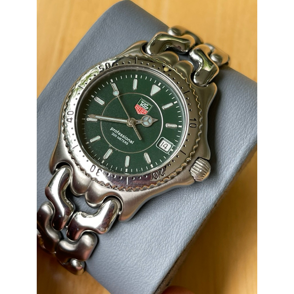 TAG Heuer ก้างปลาวงแหวน 3 ชั้น 32 mm Boy Size S el Professional
