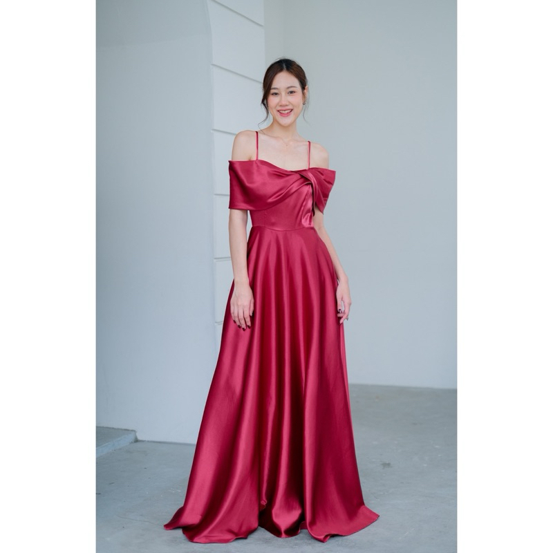 เดรสยาวเจ้าหญิง เปิดบ่า ทวิชอก กระโปรงบาน เนื้อผ้าซาตินพริ้ว 5สี ชุดไปงานแต่ง มุมมองที่ 5