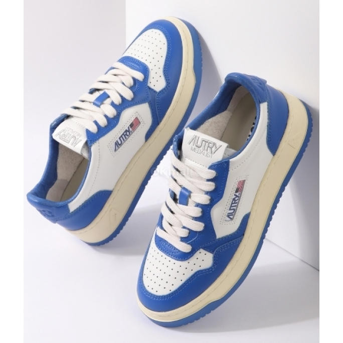 🇰🇷Autry Medalist Low Leather Sneakers Light Blue White