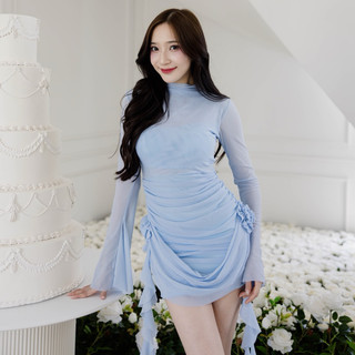 Velora Dress đầm tay dài cổ đứng sang trọng, trông đắt tiềm, vải trong ôm dáng có đệm bọt bên trong, thích hợp để đi dự tiệc, dạ tiệc, tiệc cưới
