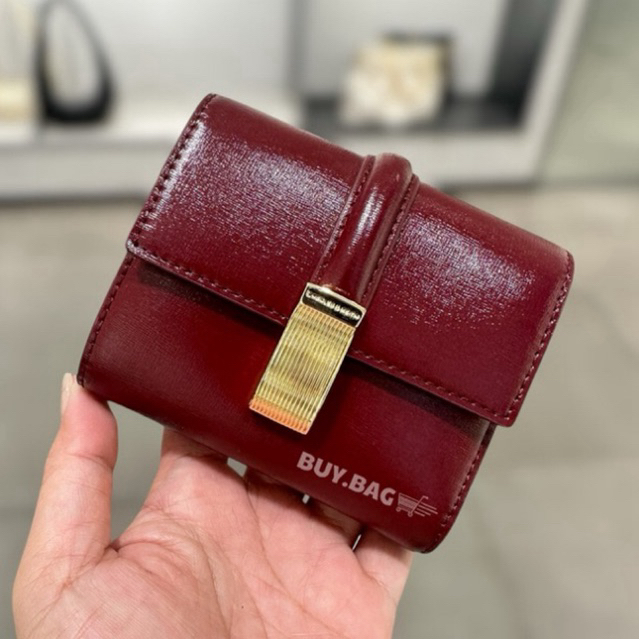 CHARLES & KEITH : CK6-10770656 กระเป๋าสตางค์ใบสั้น ตกแต่งอะไหล่เมทัลลิค ...