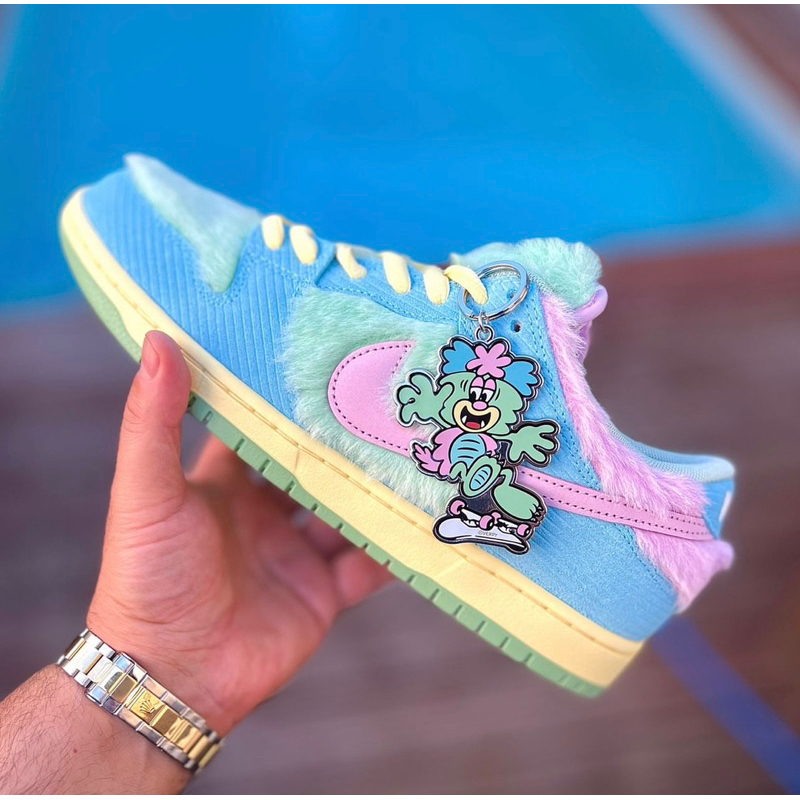 NIKE SB DUNK LOW X VERDY | Shopee Thailand