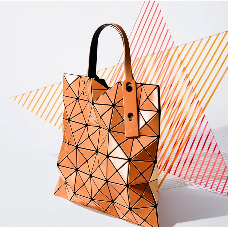 BaoBao LUCENT W COLOR 6×6 บล็อค ของแท้จาก Shop baobao issey Miyake ...