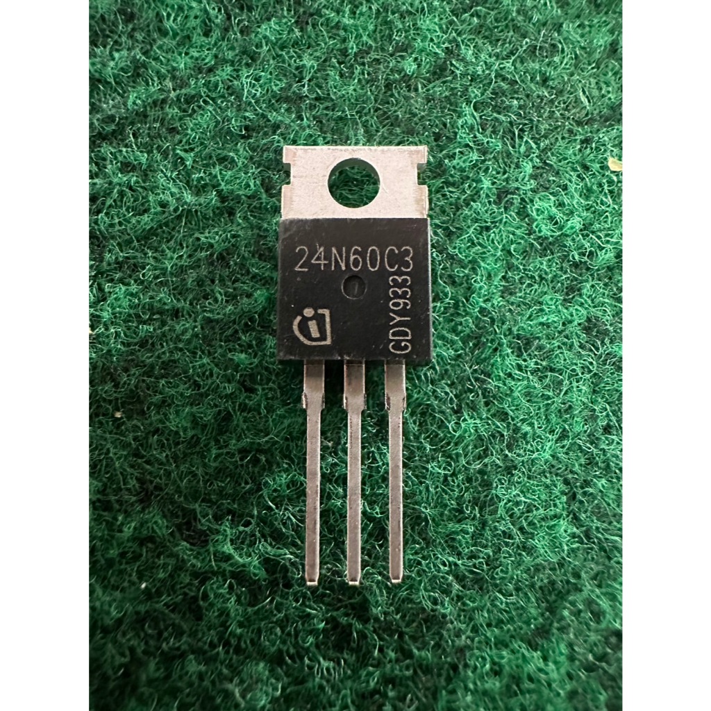 SPP24N60C3 MOSFET N-CHANNEL TO-220 650V 24,3A 240W – Infineon – Nuovo