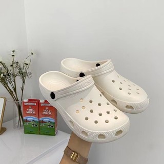 Koimoi giá rẻ, dép xỏ ngón thời trang, thiết kế đẹp, chất lượng tốt, thoải mái khi mang, có hai màu đáng thử, nhẹ, phù hợp với nhiều dịp, dù trang phục nào.