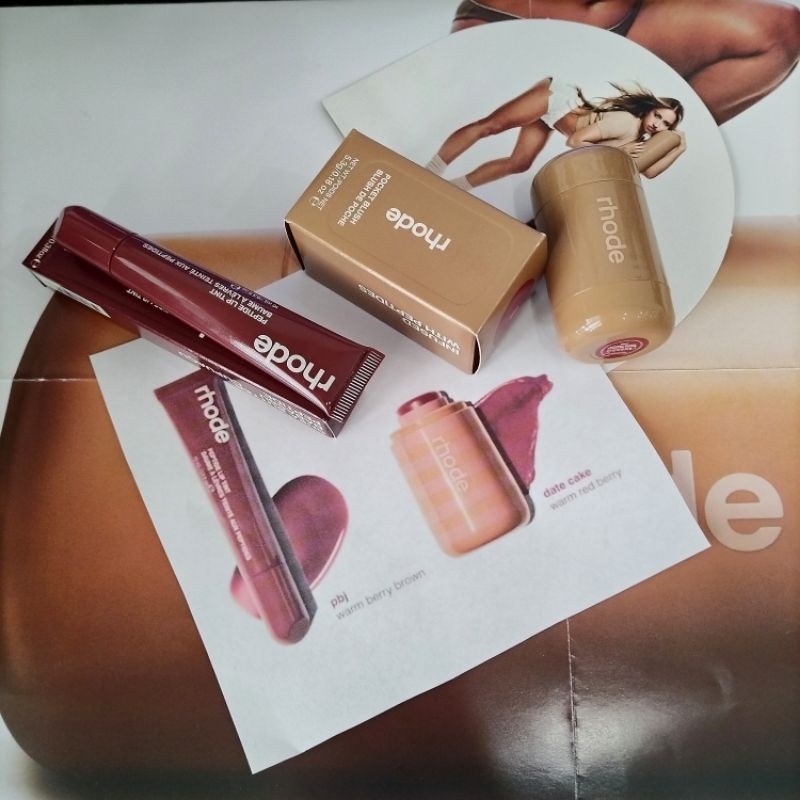 🔥พร้อมส่งของแท้🔥Rhode lip peptide lip tint PBJ warm berry brown,Rhode ...