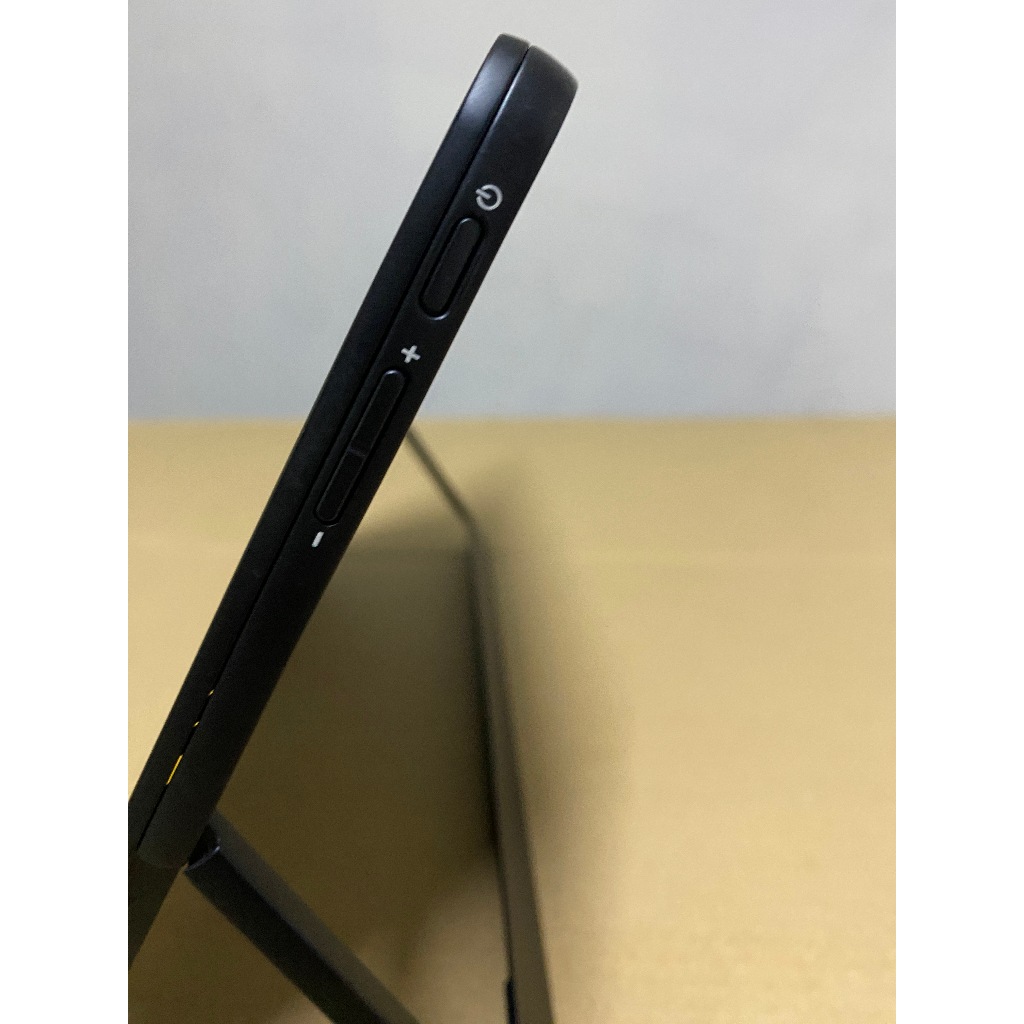 Fujitsu ArrowsTab R727/R Core i5gen7(2.6GHz)(RAM4GB/SSD128GB)ขนาด13.3 ...