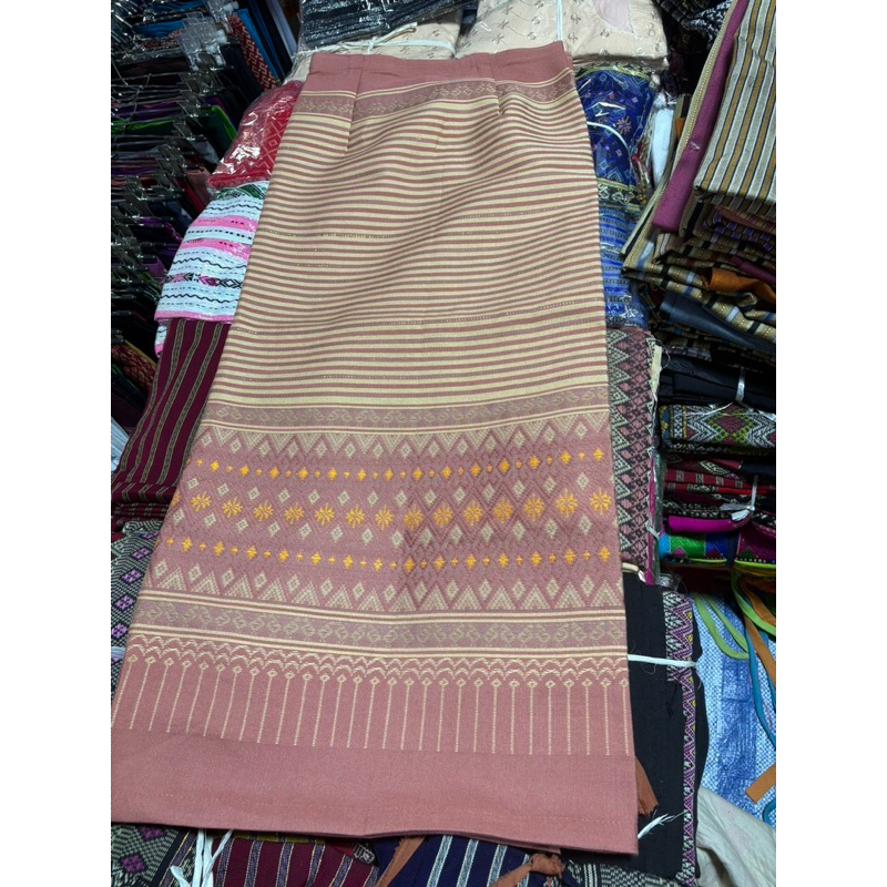 ผ้าถุงสำเร็จ อัดกาวเนื้อนุ่ม พร้อมใส่ เย็บป้าย + แถมตะขอ
