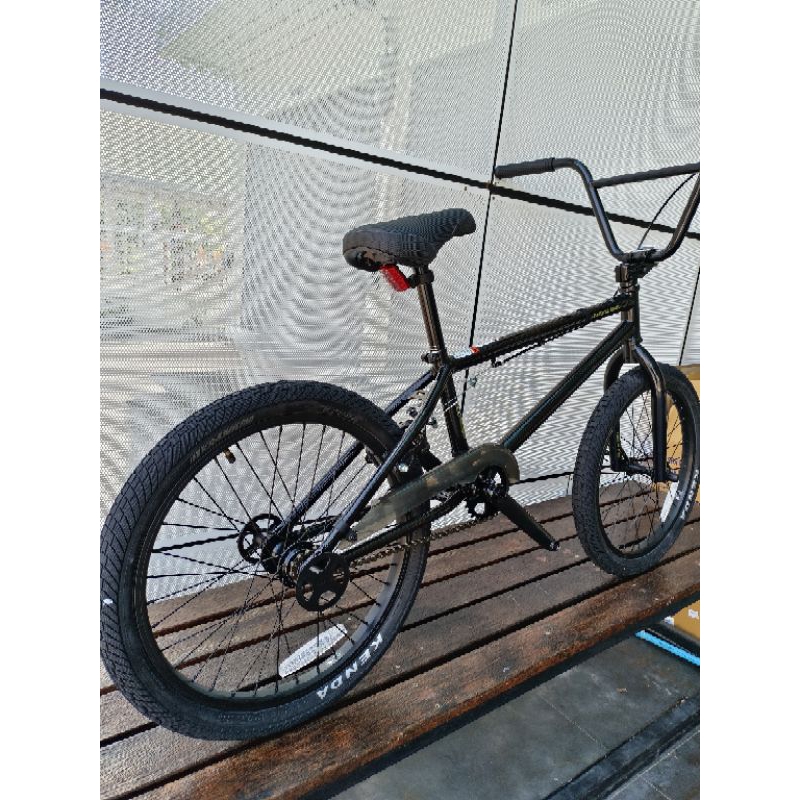 Redline BMX รุ่น Random สีดำ ราคาพิเศษคันสุดท้าย บันไดไม่ตรงรุ่น(ลูกปืน ...