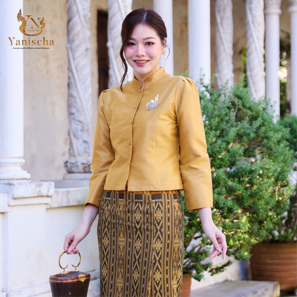 ชุดผ้าไทยไหมแท้ ทรงเรือนต้น อัดกาวอย่างดี สวยสง่า ใส่แล้วดูผอม พร้อมส่ง! มุมมองที่ 3