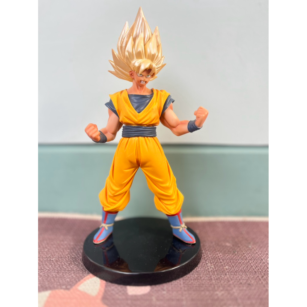 Deux Figurines Dragon Ball Z - Son Goku 23 Cm Et Freezer 18 Cm - PVC