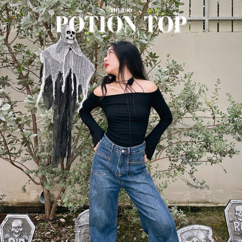 (พร้อมส่ง) THF390 Potion Top เสื้อปาดไหล่ แมชท์คู่โชเกอร์เชือก | Shopee ...