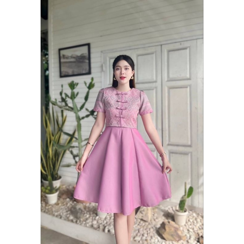ชุดผ้าทอไทยสีชมพู ทรงเอ อัดกาวทั้งชุด คอบัว สายโบว์ ไซส์ S-2XL มุมมองที่ 4