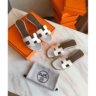 โปรโมชั่น Flash Sale : ดูรีวิวในคะแนนร้านค้าพร้อมส่ง รองเท้าตัว H งานดีมาก หนังแท้คะ