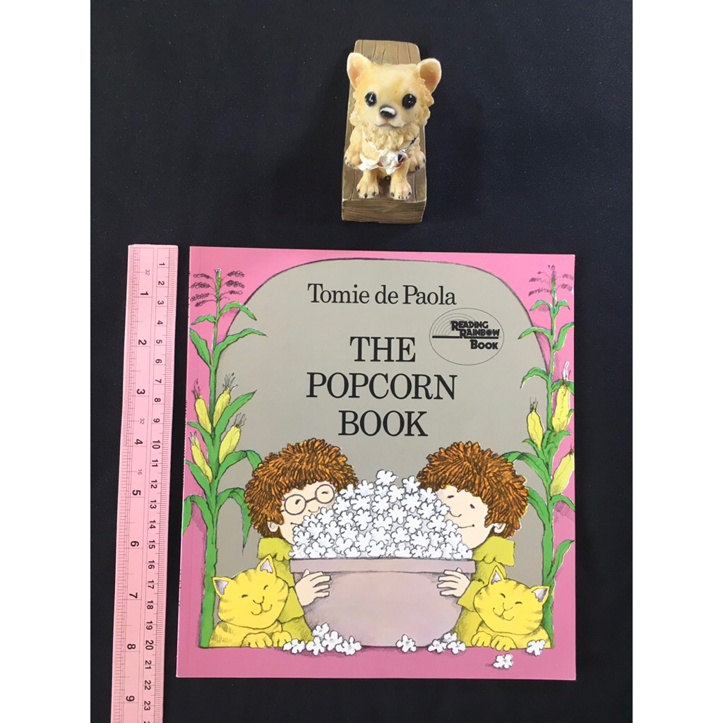 The Popcorn Book By Tomie de Paola หนังสือภาษาอังกฤษปกอ่อน (Pre-owned ...
