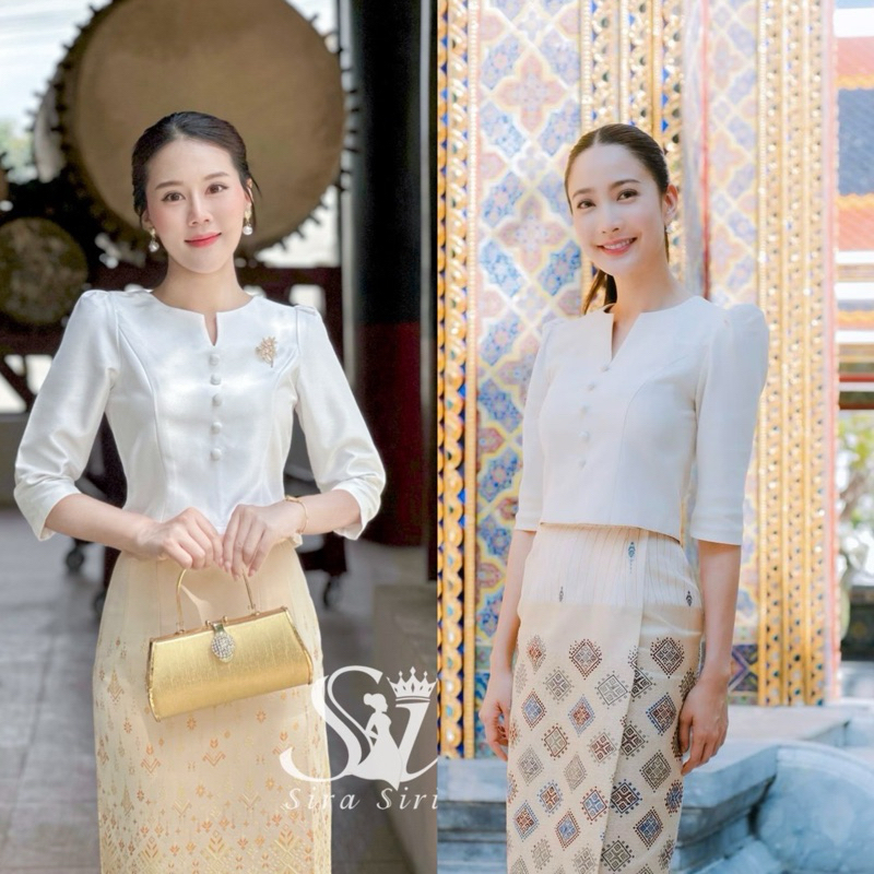 Sira Siri ชุดไทยคอวี ทรงครอป ผ้าใหม่ แต่งกระดุมน่ารัก ครบเซ็ท พร้อมผ้าถุงทอลาย